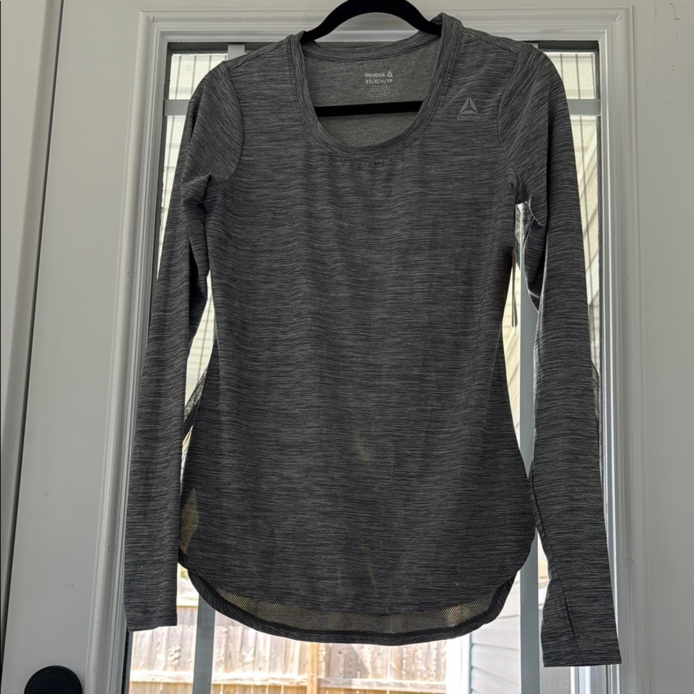 Reebok Women's Gray Long Sleeve Top